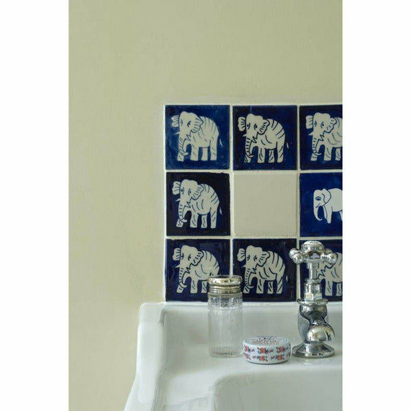 Farrow & Ball - String 8
